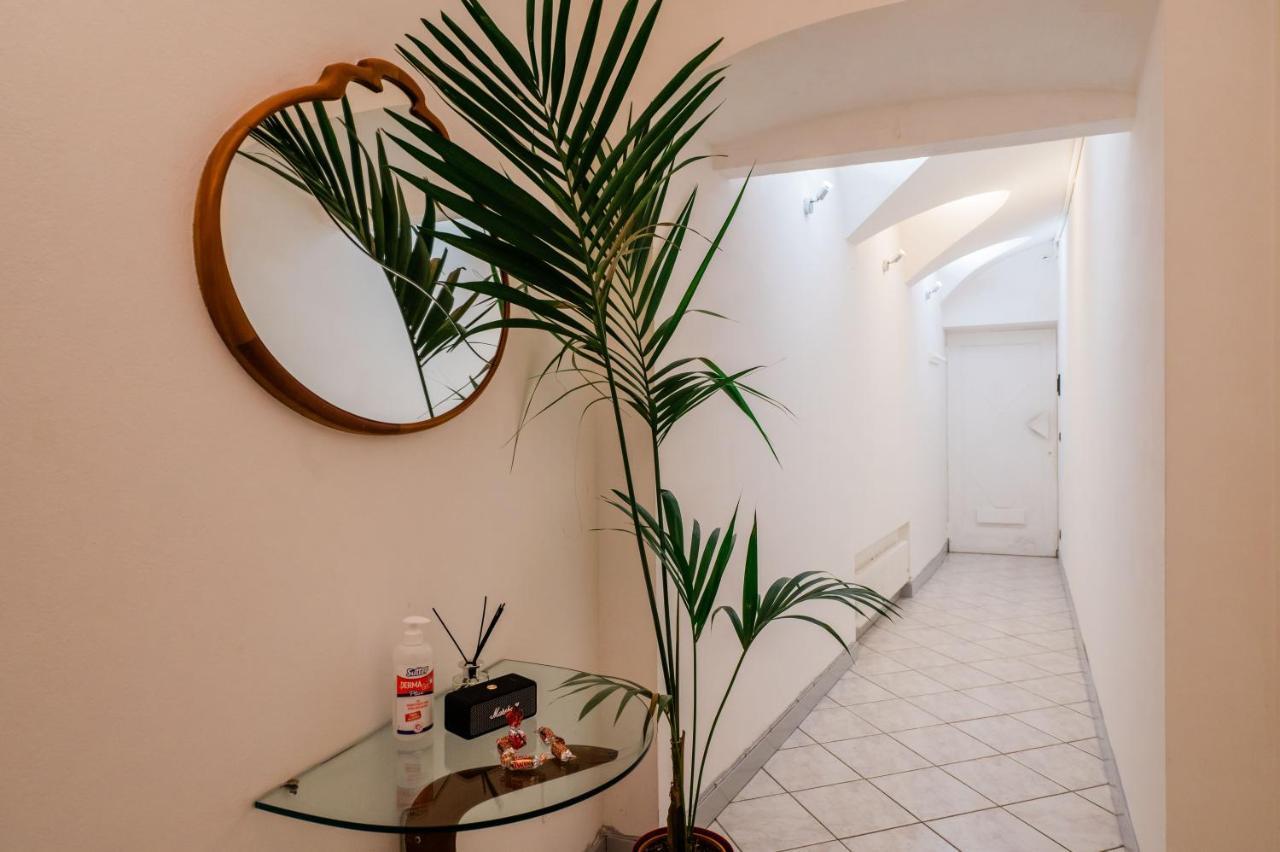 Feel - Minimal House - Bergamo Centro Apartment Luaran gambar